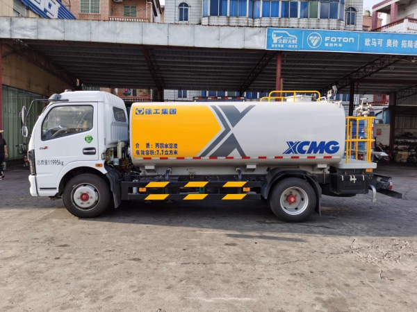 徐工牌（8吨）洒水车【国六排放】广东包牌