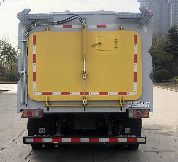 徐工牌XGH5080TSLQ6型扫路车